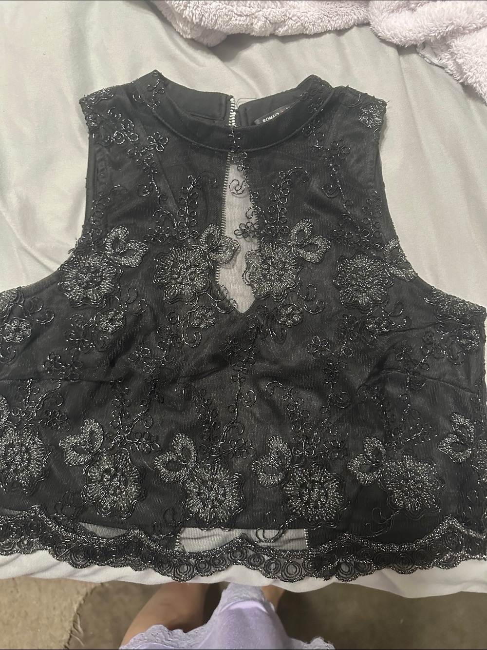Romeo & Juliet Couture Black Beaded Lace Crop Camisole